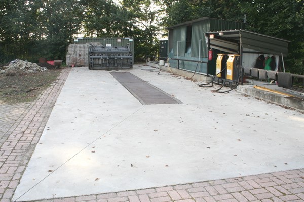 Gagelvelden 1 - spuitplaats en pomp.JPG